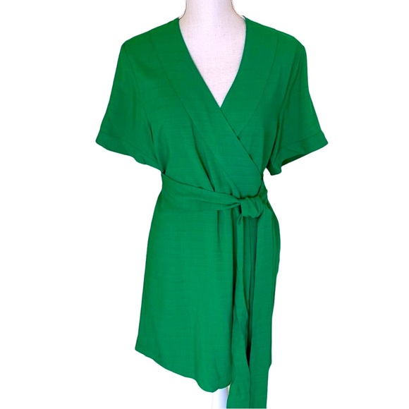 Emily McCarthy Green Day Robe Mini Dress - Picture 1 of 8